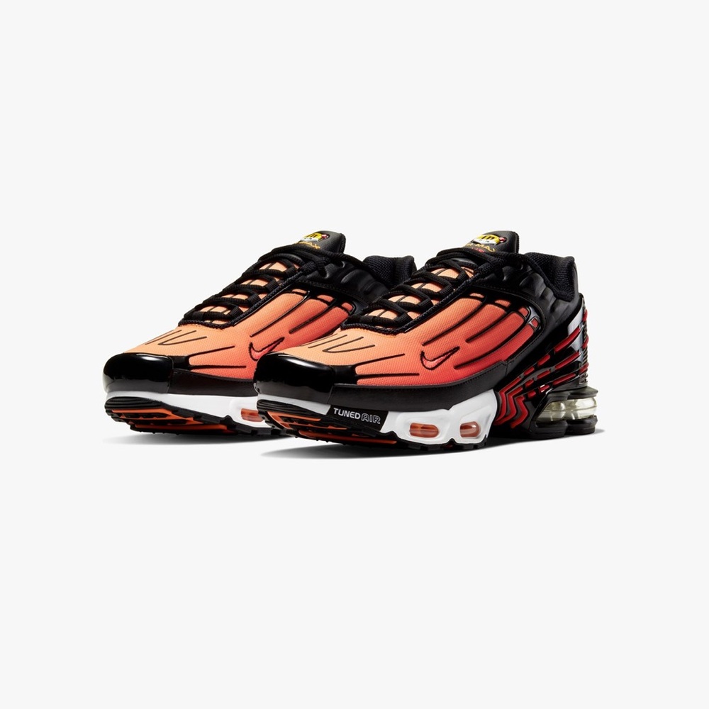 Nike Air Max Plus III "Black/Pimento/Ceramic-Resin" YOUTH Shoe size 4.5 ✨
